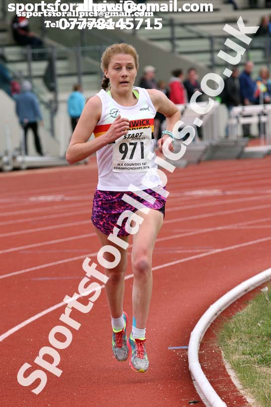 Senior womens 5000 metres North Eastern Track and Fields Champs., Middlesbrough. Photo: David T. Hewitson/Sports for All Pics